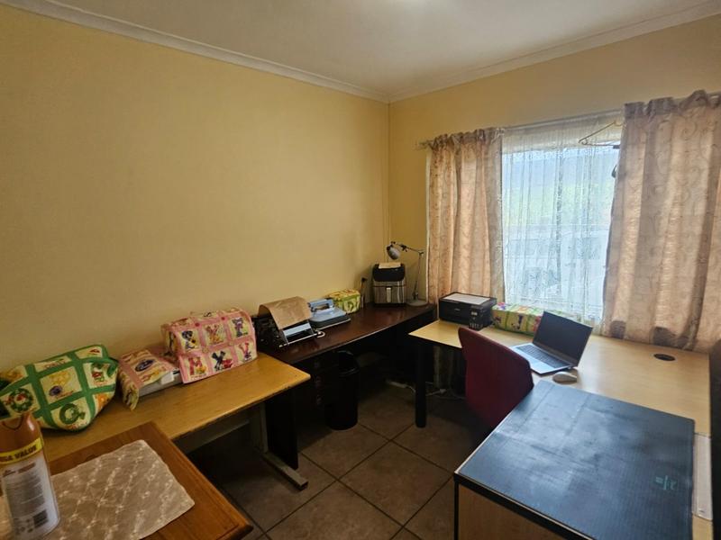 To Let 1 Bedroom Property for Rent in Bluewater Bay Eastern Cape
